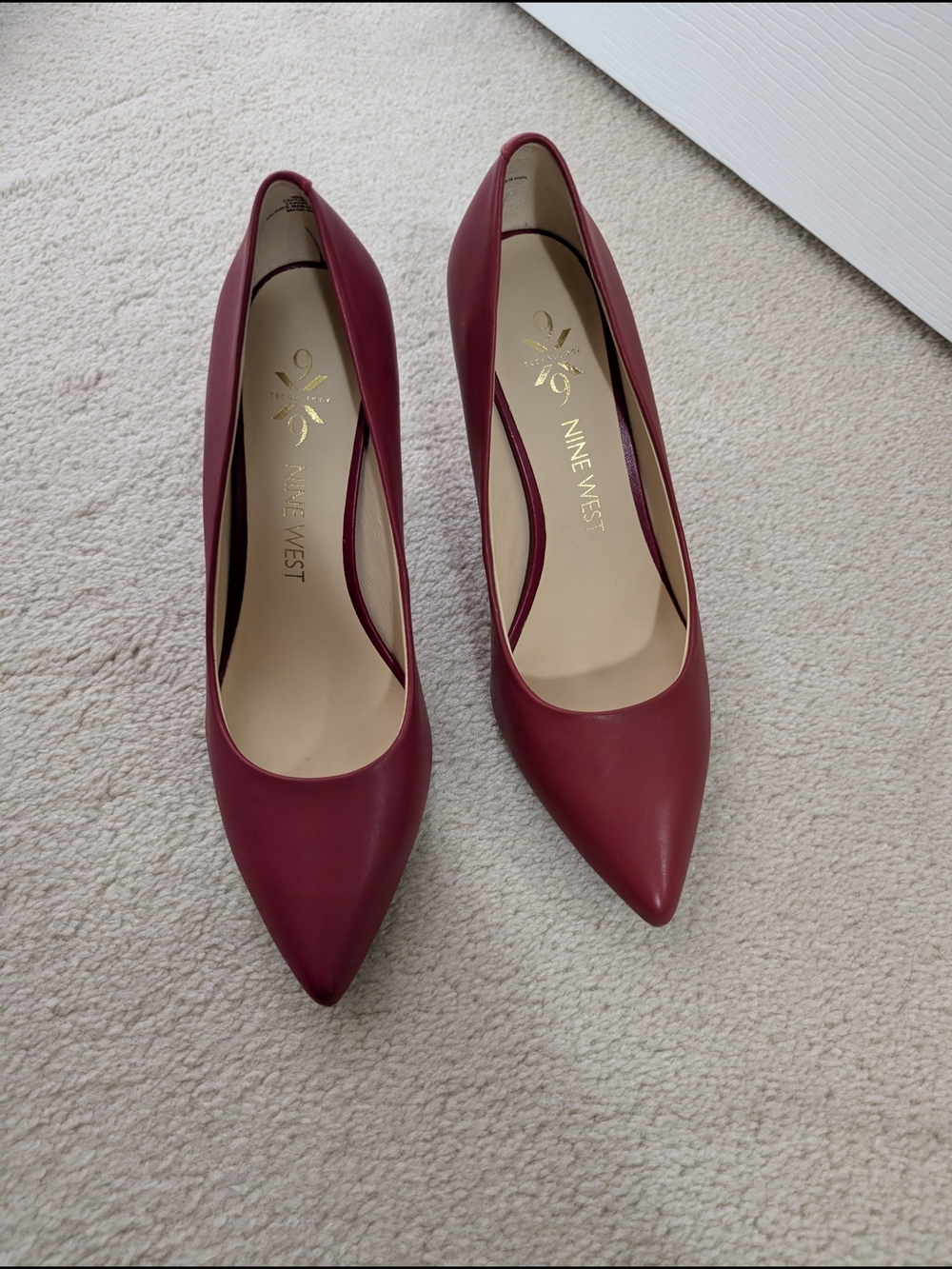 Nine West Women's Burgundy Pointed-Toe Pumps